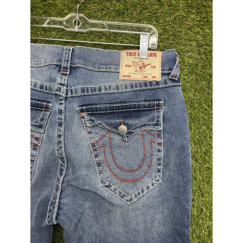True Religion shop confidence